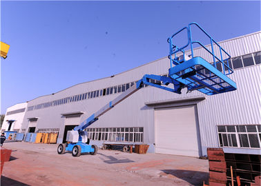 Gemotoriseerde die het Platformdiesel van de Boomlift voor het Binnen Openluchtonderhoudswerk wordt gedreven