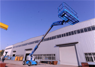 Gemotoriseerde die het Platformdiesel van de Boomlift voor het Binnen Openluchtonderhoudswerk wordt gedreven